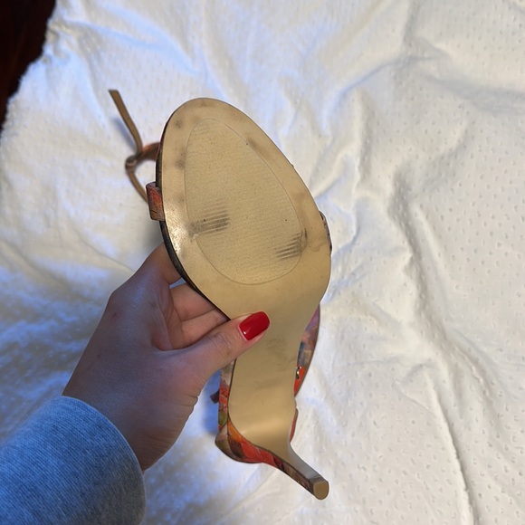 Steve Madden heels - Picture 2 of 3